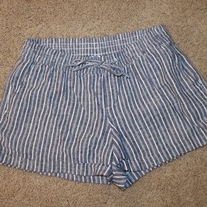 OLD NAVY SHORTS